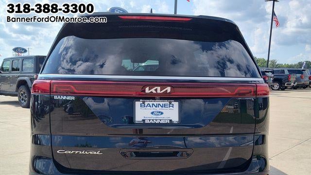 2022 Kia Carnival SX