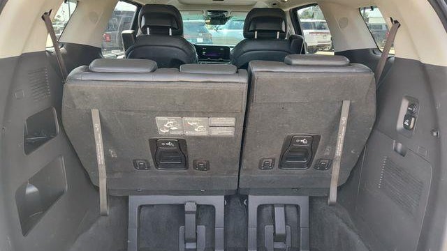 2022 Kia Carnival SX