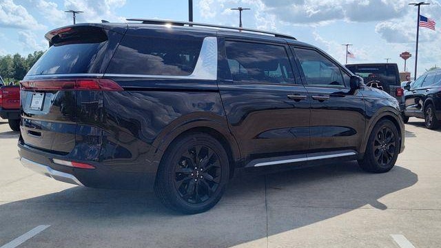 2022 Kia Carnival SX