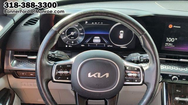 2022 Kia Carnival SX
