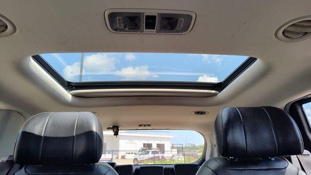2022 Kia Carnival SX