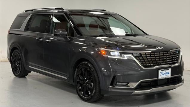2023 Kia Carnival SX