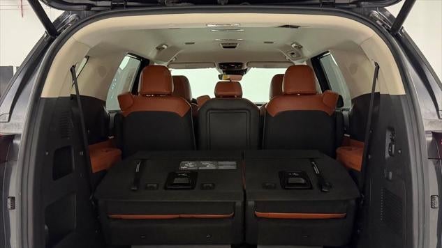 2023 Kia Carnival SX