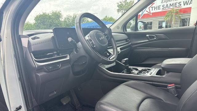 2025 Kia Carnival SX