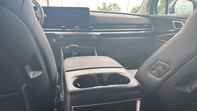 2025 Kia Carnival SX
