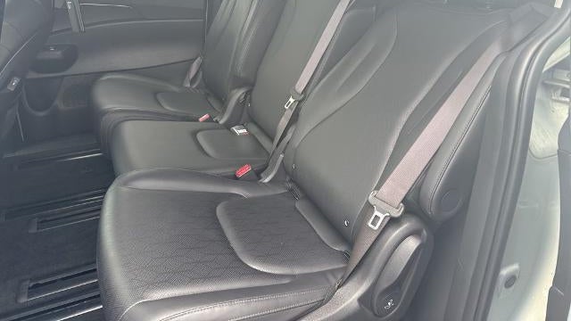 2025 Kia Carnival SX