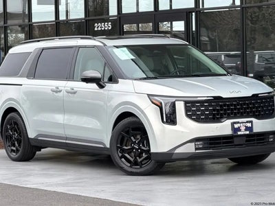 Photo of a 2025 Kia Carnival for sale