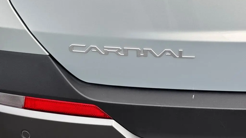 2025 Kia Carnival SX Prestige