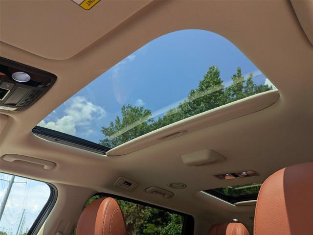 2025 Kia Carnival - $43,895