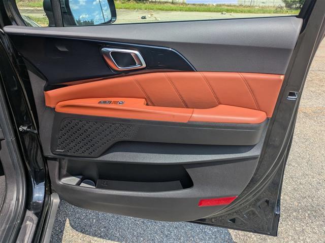 2025 Kia Carnival - $43,895