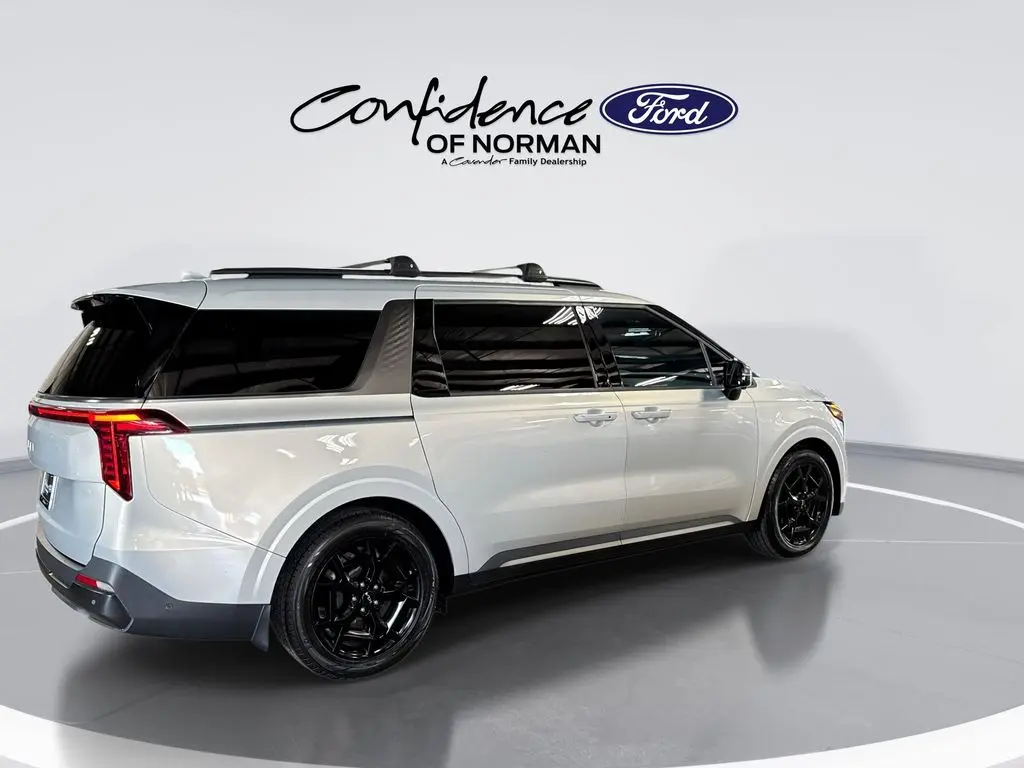 2025 Kia Carnival - $38,814