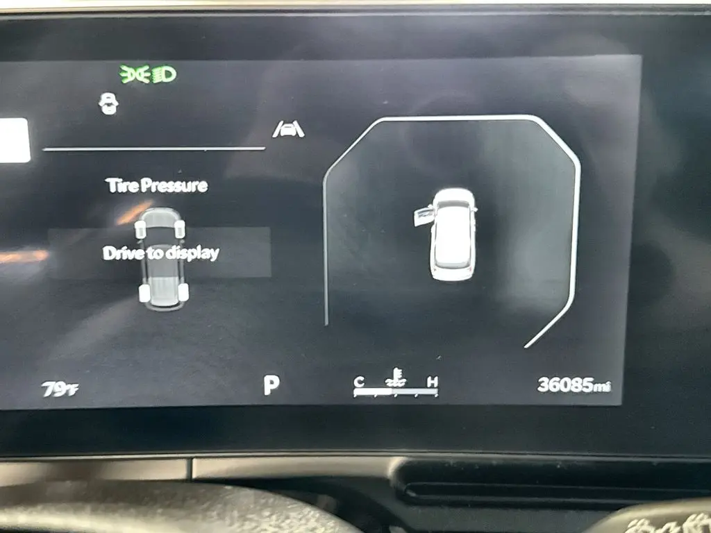 2025 Kia Carnival - $38,814