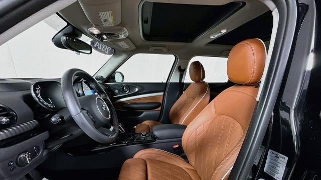 2025 Kia Carnival SX