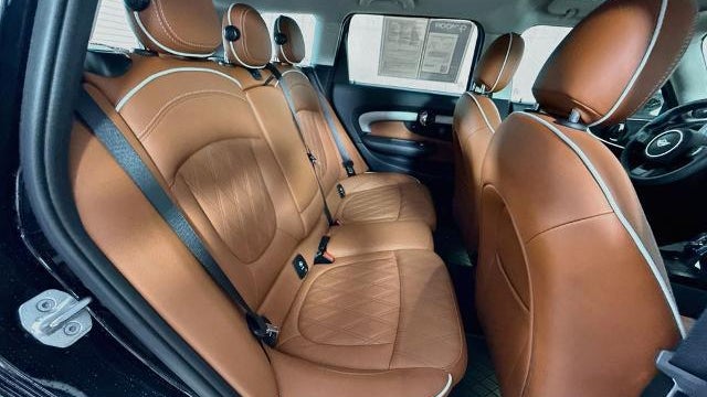 2025 Kia Carnival SX