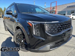 2026 Kia Carnival with Aurora Black Pearl Exterior