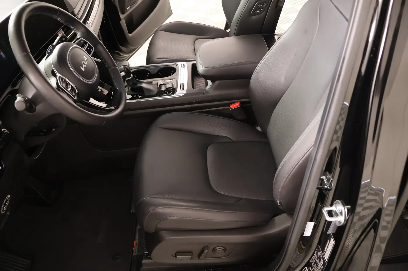 2026 Kia Carnival - $45,137