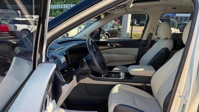 2025 Kia Carnival SX