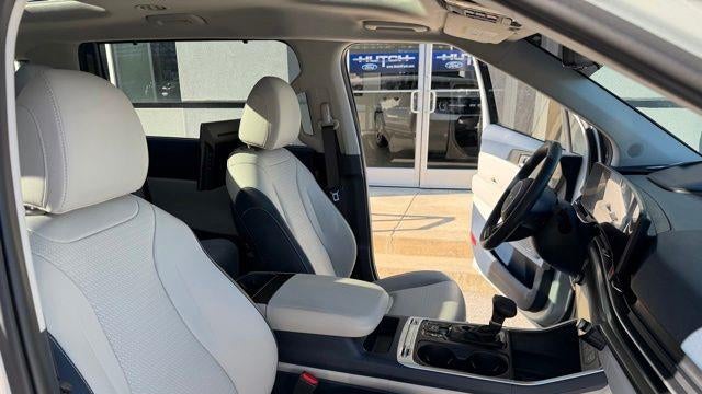2025 Kia Carnival SX