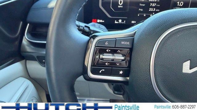 2025 Kia Carnival SX