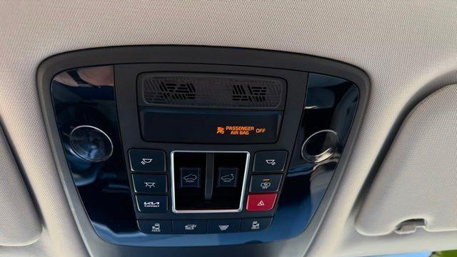 2025 Kia Carnival SX