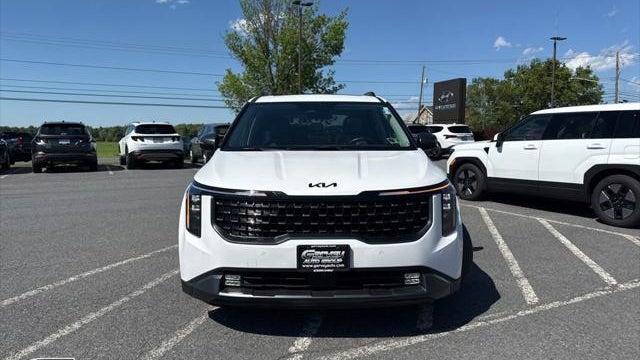 2025 Kia Carnival SX