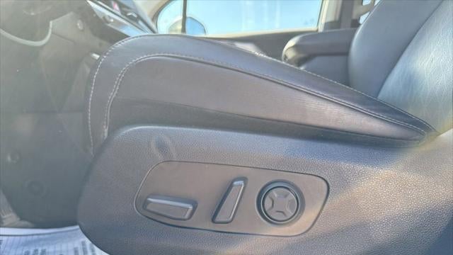 2025 Kia Carnival SX