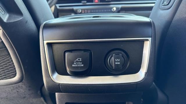 2025 Kia Carnival SX