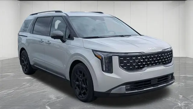 2025 Kia Carnival SX