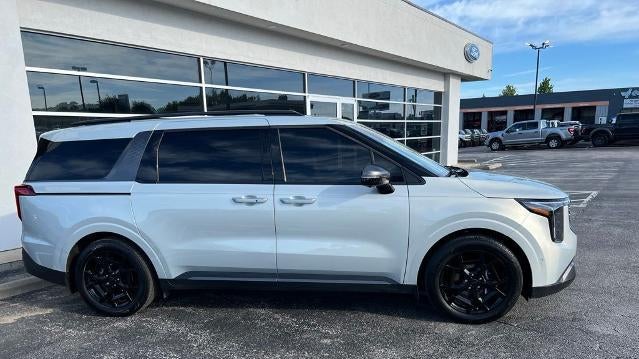 2025 Kia Carnival SX