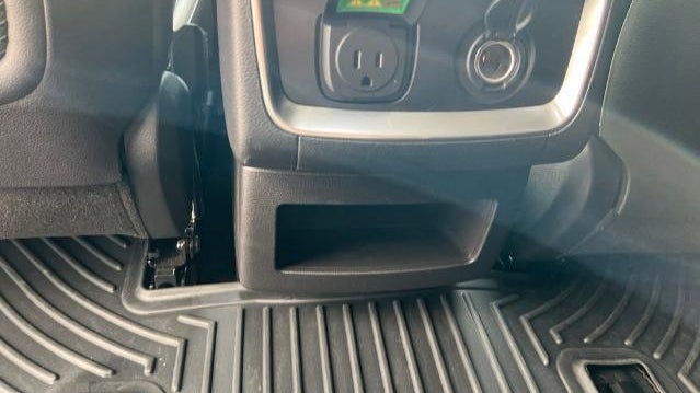 2025 Kia Carnival SX