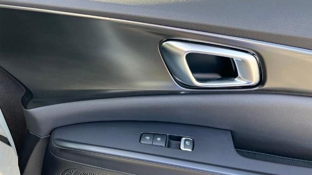 2025 Kia Carnival SX