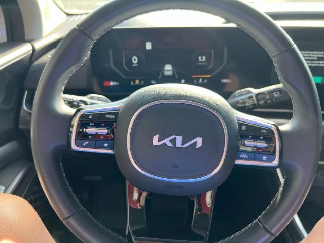 2025 Kia Carnival - $42,252