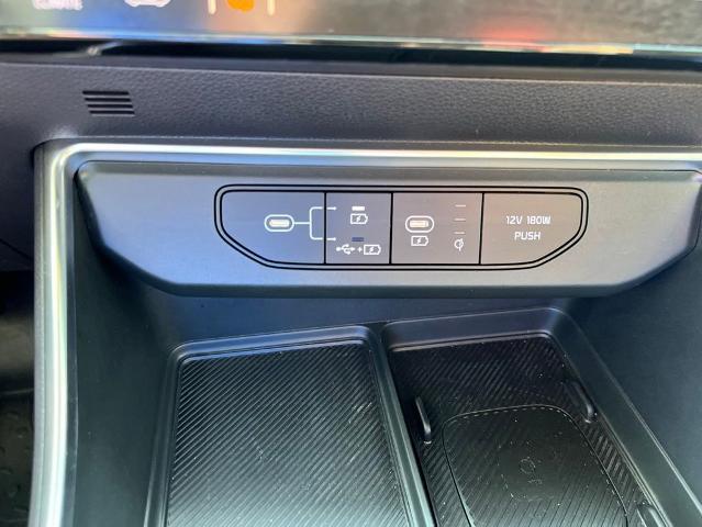 2025 Kia Carnival - $42,252