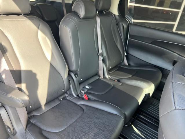 2025 Kia Carnival - $42,252
