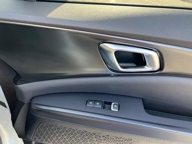 2025 Kia Carnival - $42,252