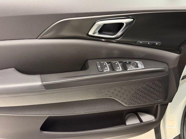 2025 Kia Carnival - $40,246