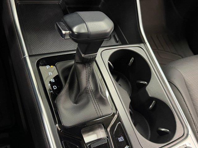 2025 Kia Carnival - $40,246