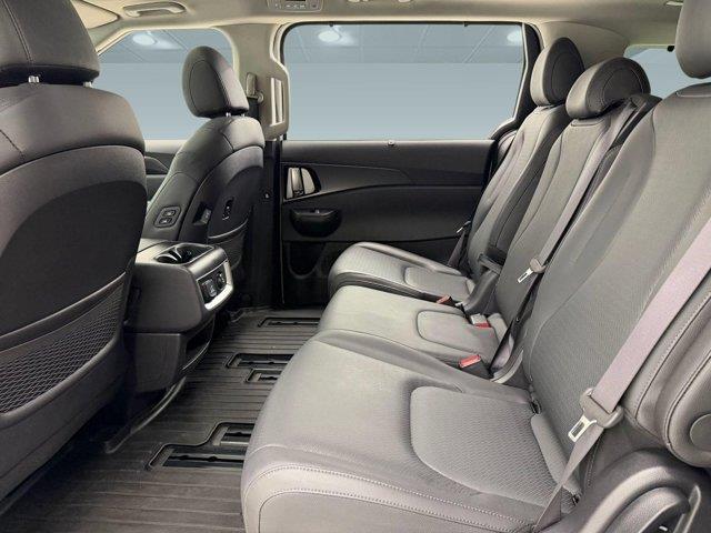 2025 Kia Carnival - $40,246