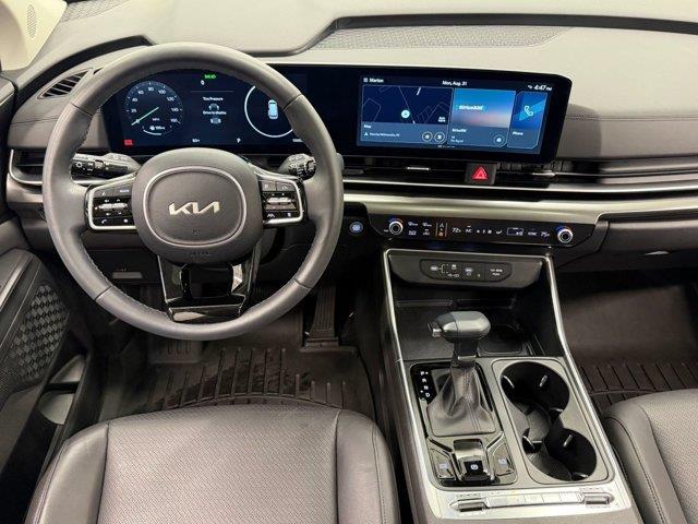 2025 Kia Carnival - $40,246