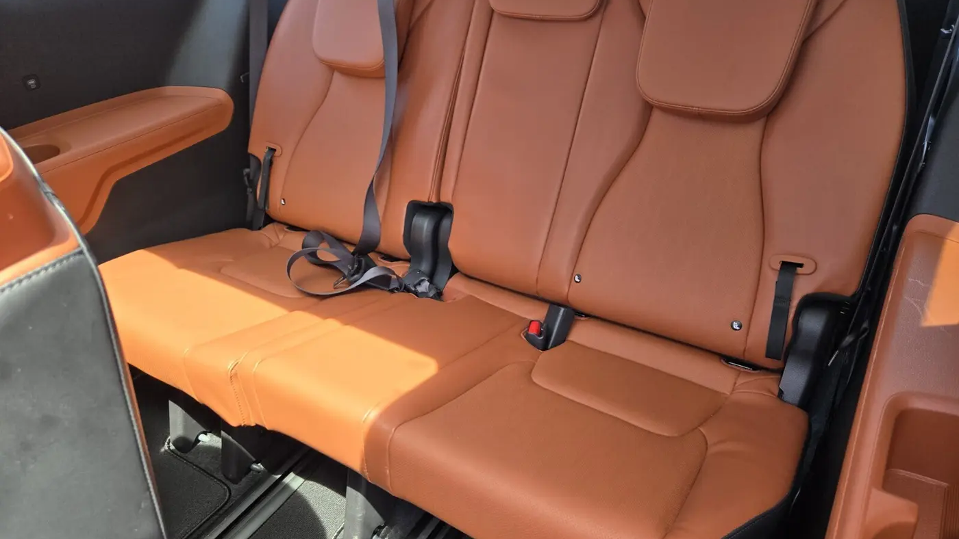 2025 Kia Carnival SX