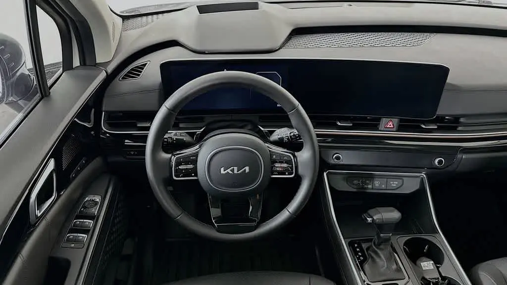 2025 Kia Carnival SX
