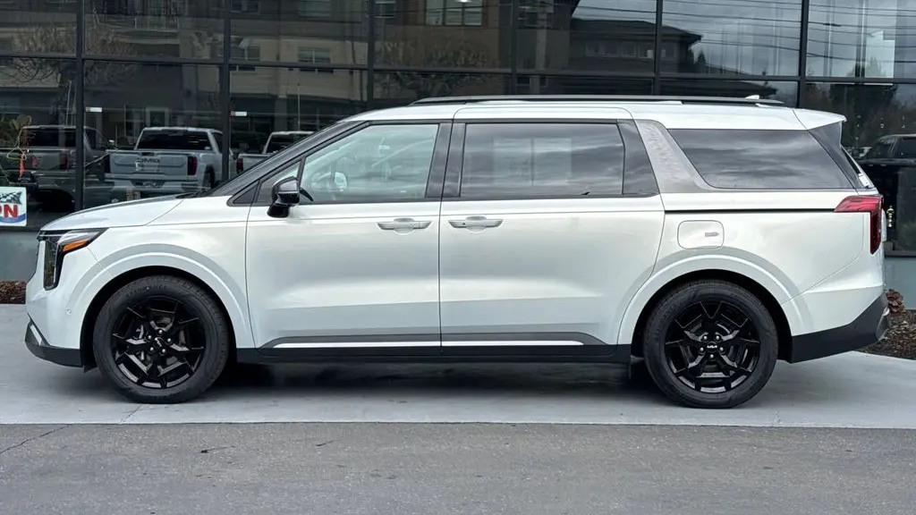 2025 Kia Carnival SX Prestige