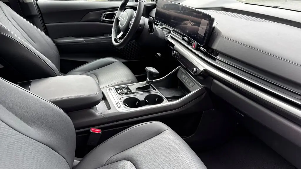 2025 Kia Carnival SX Prestige