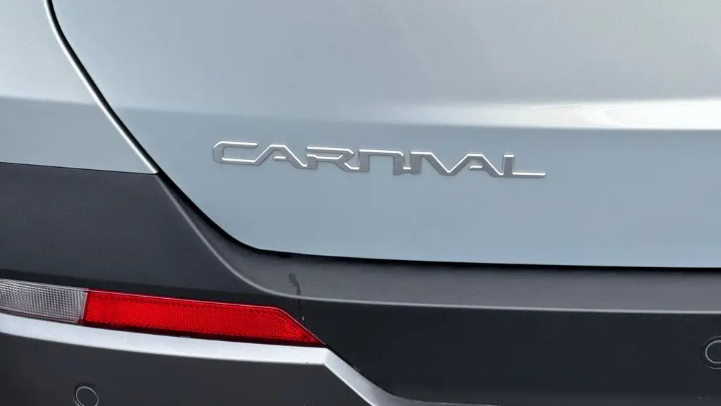 2025 Kia Carnival SX Prestige