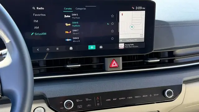2025 Kia Carnival SX