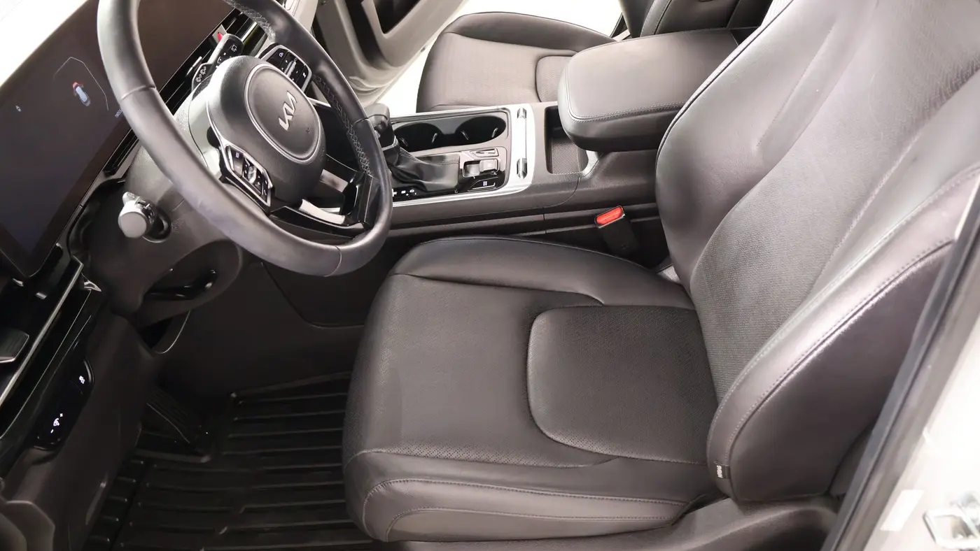 2025 Kia Carnival SX Prestige