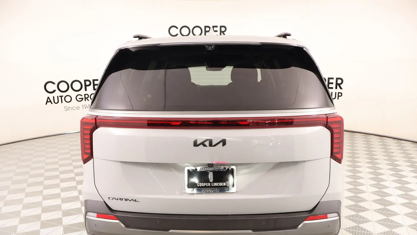 2025 Kia Carnival SX Prestige
