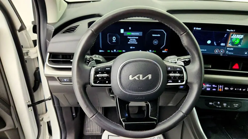 2026 Kia Carnival - $40,995
