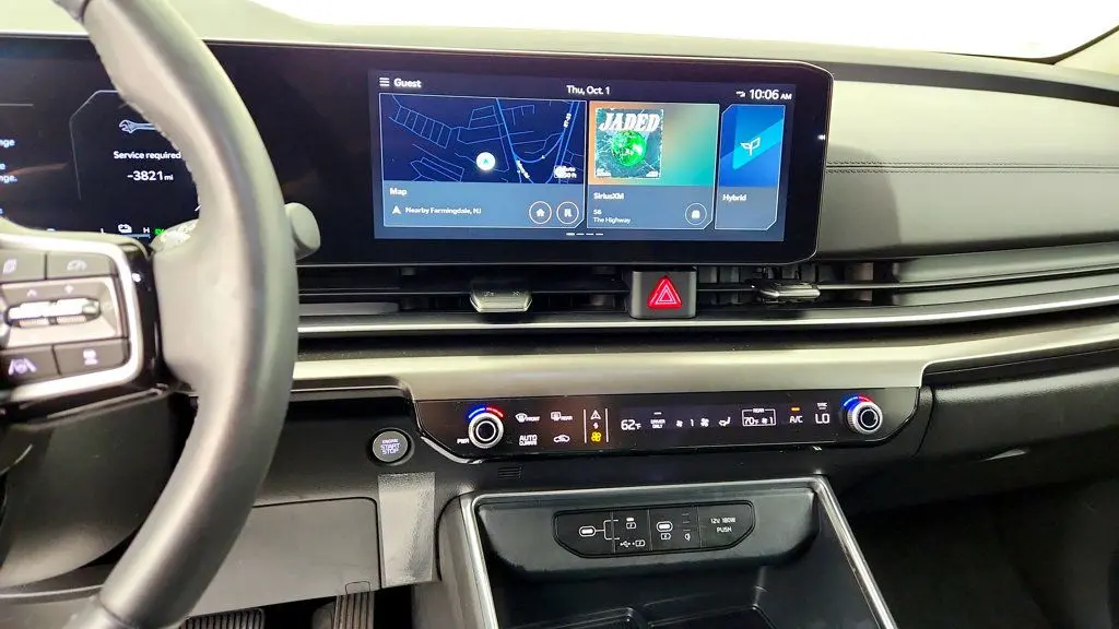 2026 Kia Carnival - $40,995