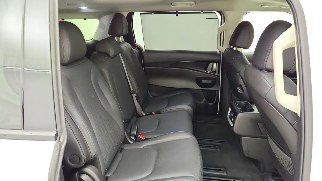 2026 Kia Carnival - $40,995